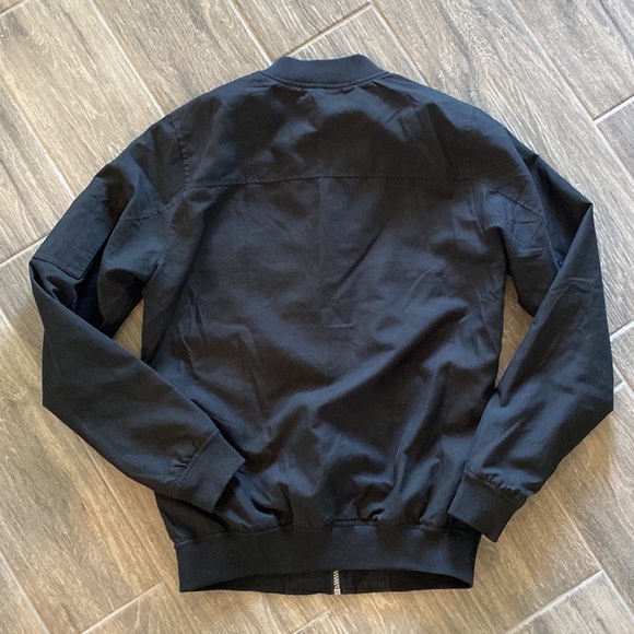 Pull & Bear basic collection Mens Bomber Jacket Size Small Black - Picture 7 of 10